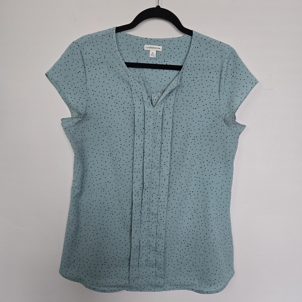 Croft & Barrow Women's Medium Blue Polka-Dotted Blouse